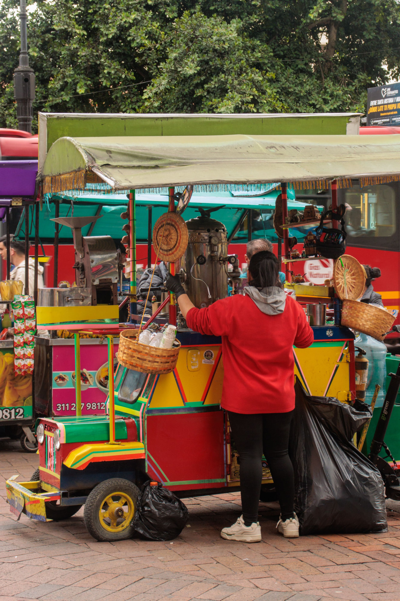 Street food vendor — Quibdó: Yuliana R.